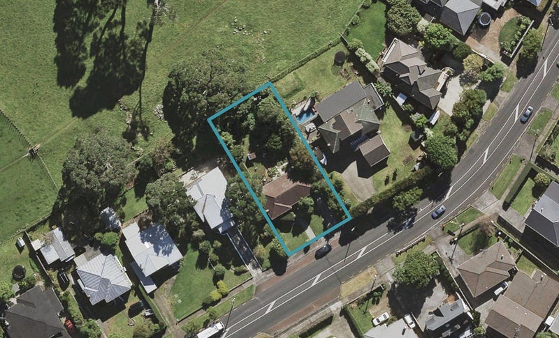 90 Campbell Road, One Tree Hill, Auckland - Carousel 1