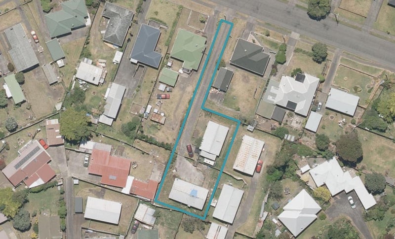 17 Lee Street, Castlecliff, Whanganui - Carousel 1