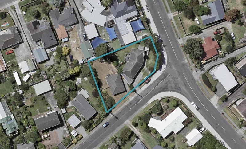 41 Francis Road, Paraparaumu Beach, Paraparaumu - Carousel 1