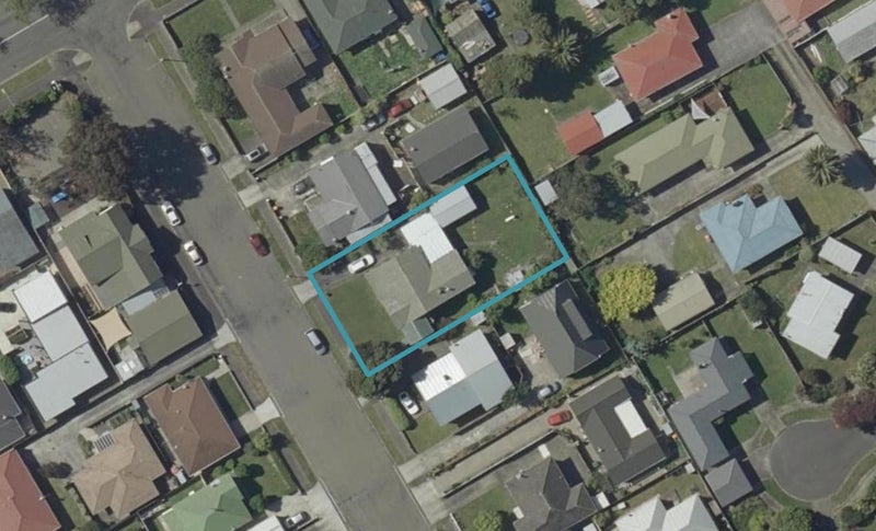 7 Moore Street, West End, Palmerston North - Carousel 1