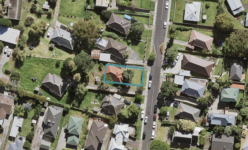 8A Potter Avenue, Northcote, Auckland - Carousel 1