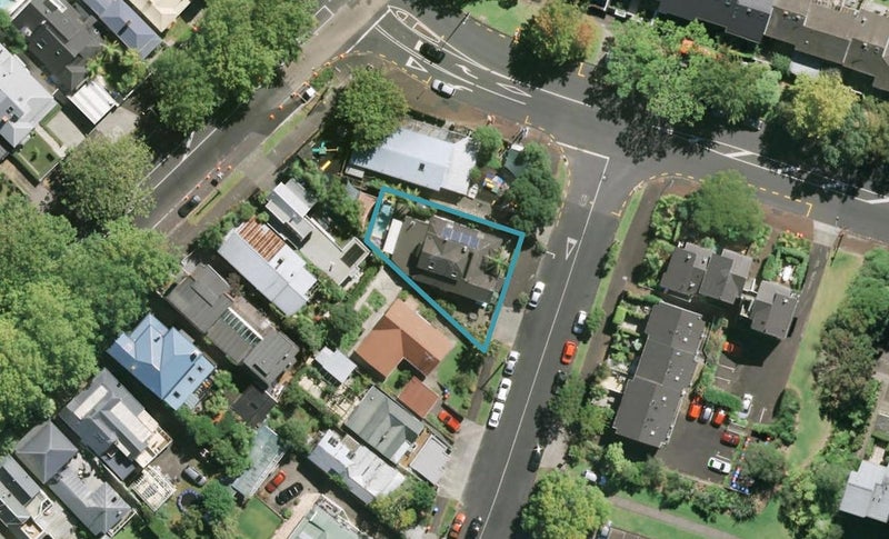 52 Collingwood Street, Freemans Bay, Auckland - Carousel 1