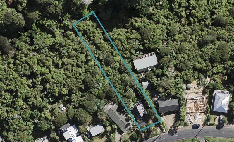 23 Pacific Parade, Surfdale, Waiheke Island - Carousel 1