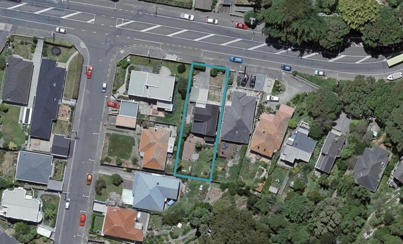 570 Broadway, Strathmore Park, Wellington - Carousel 1