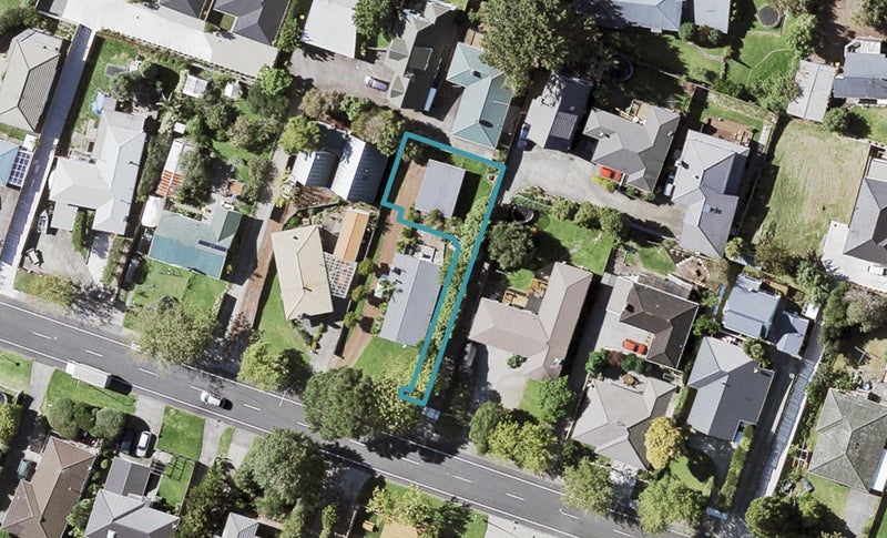 53B Rodney Street, Howick, Auckland - Carousel 1