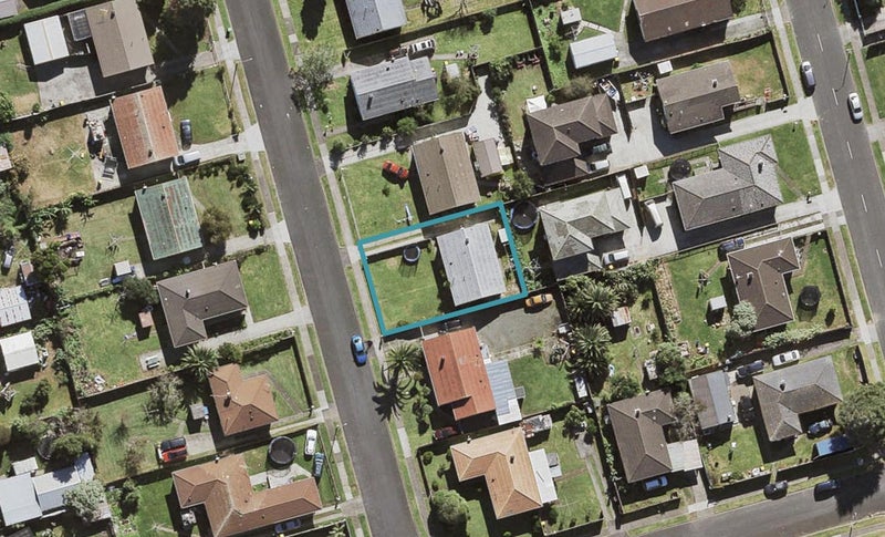 14 Corsair Crescent, Mangere, Auckland - Carousel 1