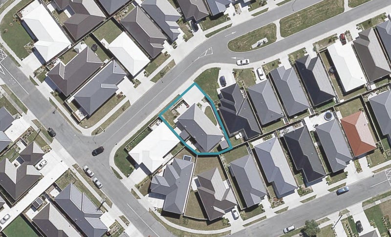 4 Te Toru Street, Taitā, Lower Hutt - Carousel 1