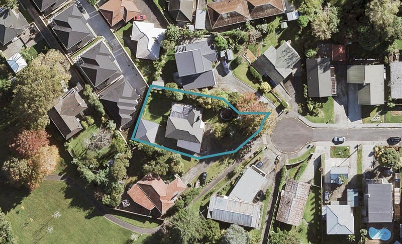 20 Waitati Place, New Windsor, Auckland - Carousel 1