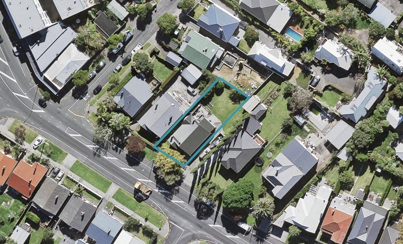 59 Old Mill Road, Grey Lynn, Auckland - Carousel 1