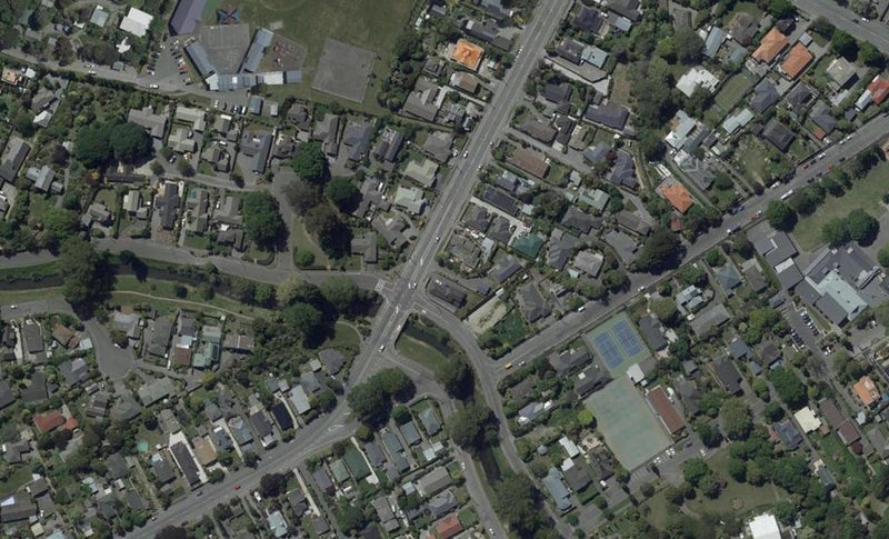 4 Ensors Road, Opawa, Christchurch - Carousel 1