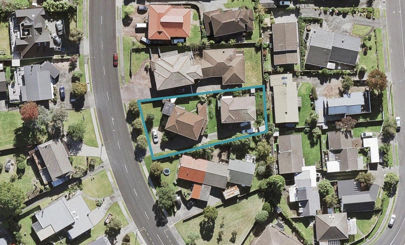 1/84 Halsey Drive, Mount Roskill, Auckland - Carousel 1