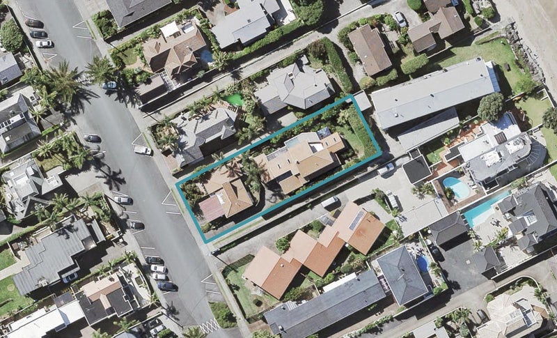 2/25 Craig Road, Milford, Auckland - Carousel 1