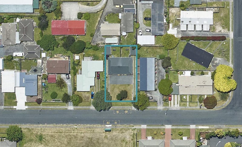 10 McKee Avenue, Fenton Park, Rotorua - Carousel 1