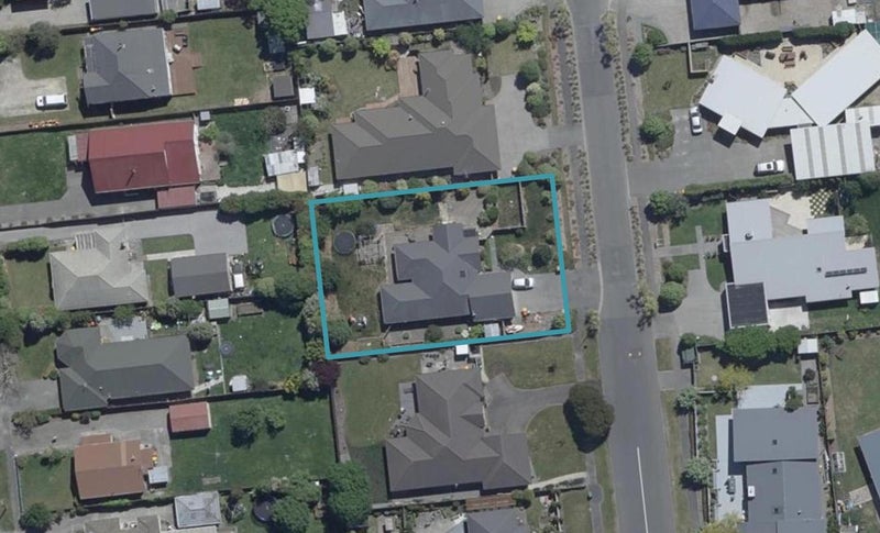 5 Hemingway Place, Spencerville, Christchurch - Carousel 1