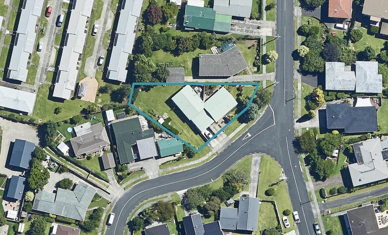 9A Andrew Place, Otumoetai, Tauranga - Carousel 1