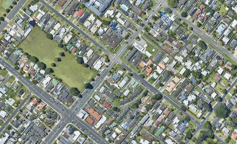 98 Fourteenth Avenue, Tauranga South, Tauranga - Carousel 1