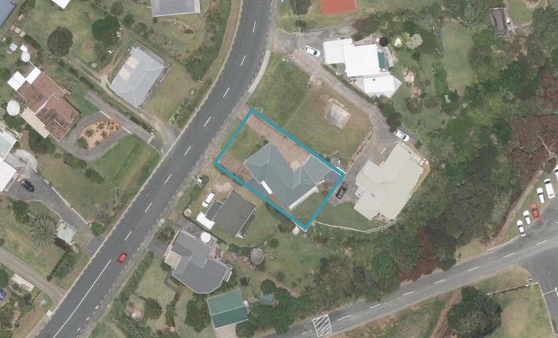 6 Wintle Street, Mangawhai Heads, Mangawhai - Carousel 1