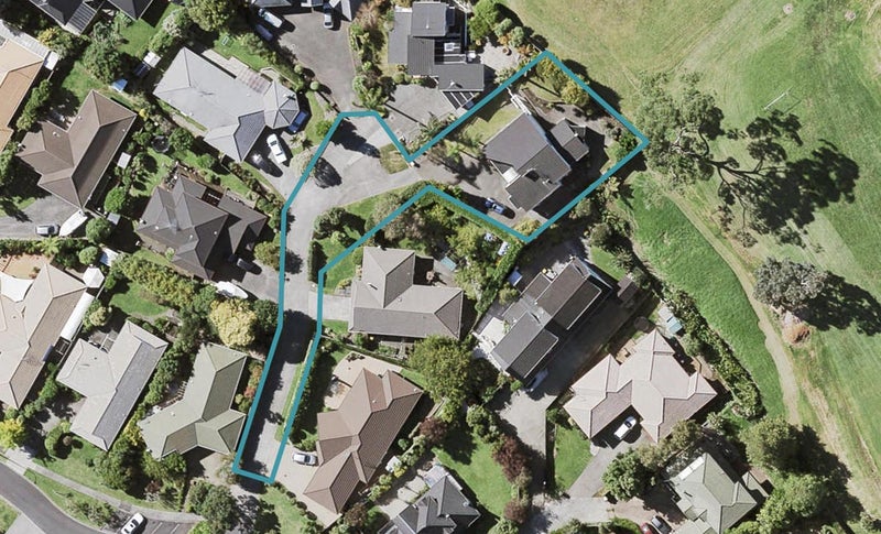 35 Westview Court, Somerville, Auckland - Carousel 1