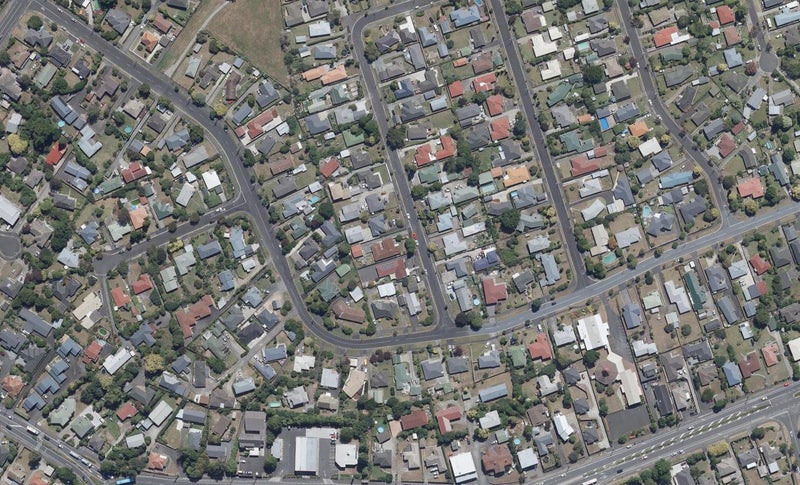 5 Fenwick Crescent, Hillcrest, Hamilton - Carousel 1