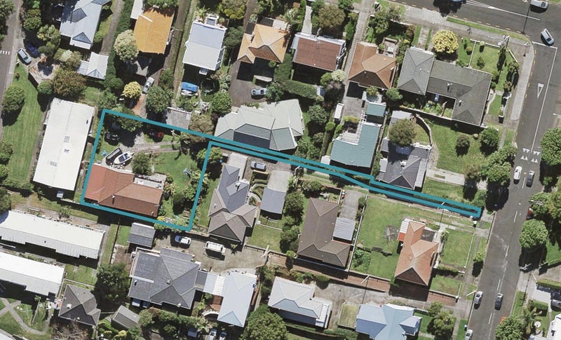 82 Parau Street, Mount Eden, Auckland - Carousel 1