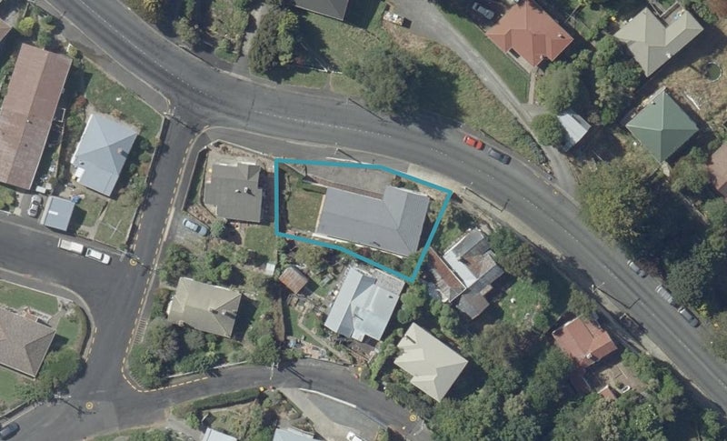 46 Glen Road, Mornington, Dunedin - Carousel 1