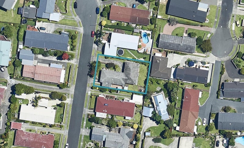 9 Linklater Avenue, Bellevue, Tauranga - Carousel 1