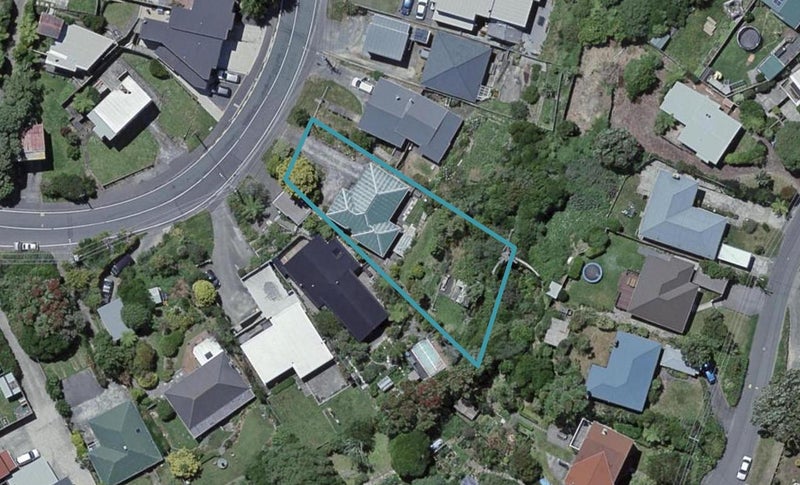 89 Fraser Avenue, Johnsonville, Wellington - Carousel 1