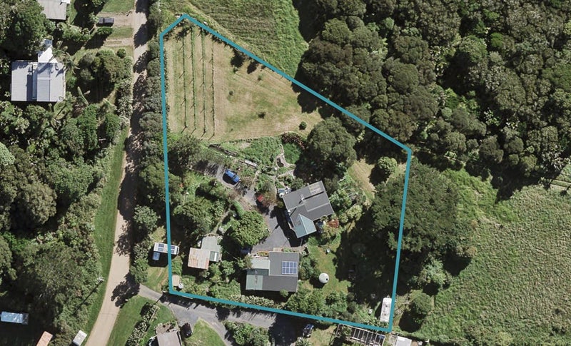 99A Trig Hill Road, Waiheke Island, Waiheke Island - Carousel 1