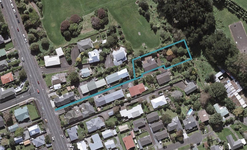 239C Carrington Street, Vogeltown, New Plymouth - Carousel 1