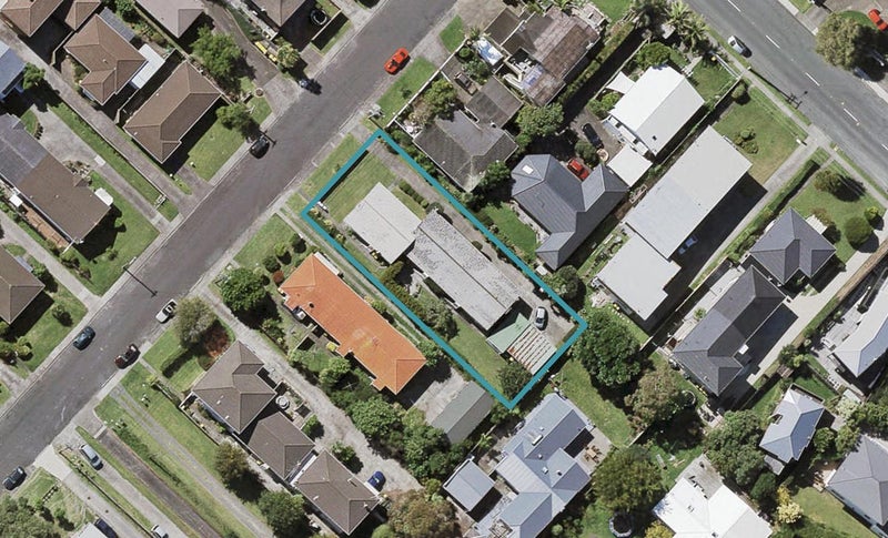 3/2 Gordon Avenue, Milford, Auckland - Carousel 1