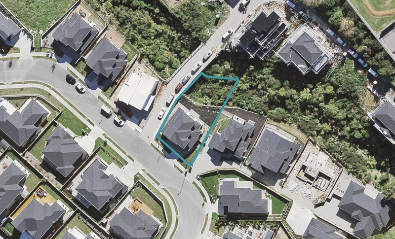 98 Admirals Court Drive, Greenhithe, Auckland - Carousel 1