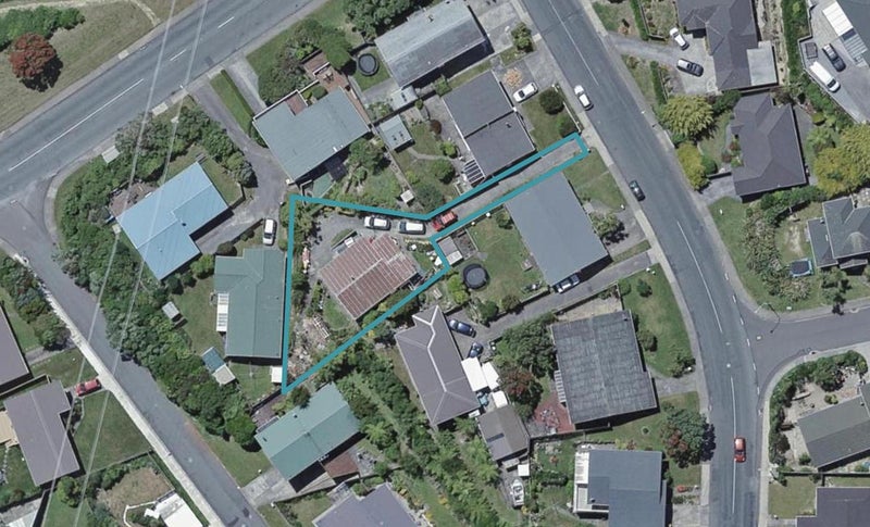 89 Baylands Drive, Newlands, Wellington - Carousel 1