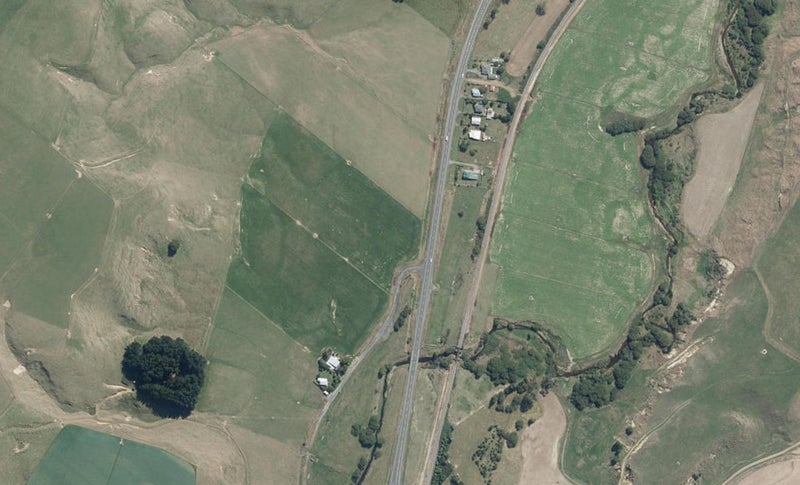 2761 State Highway 1, Hunterville - Carousel 1