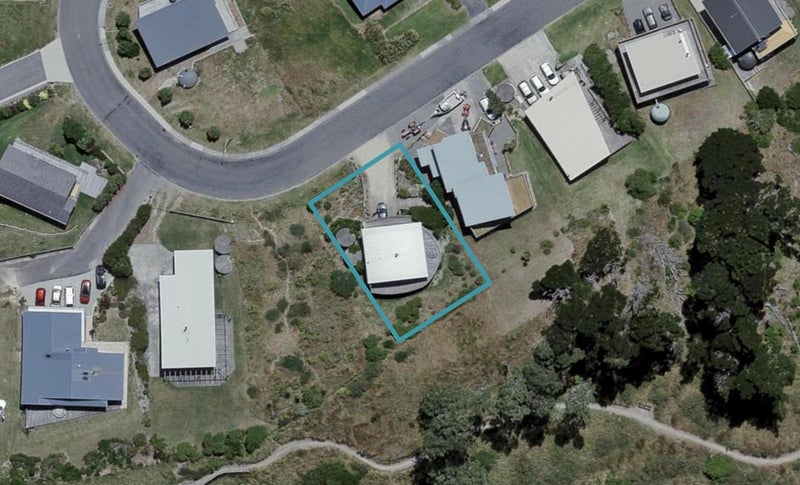 40 Balfour Crescent, Castlepoint - Carousel 1