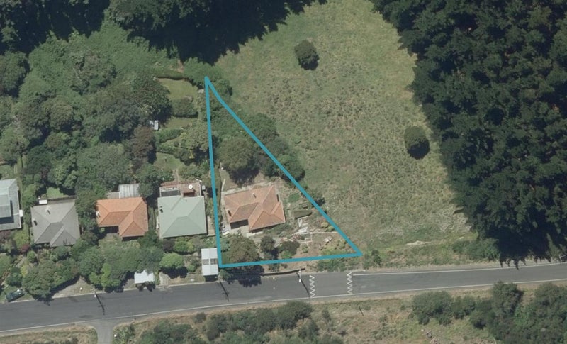 215 Signal Hill Road, Opoho, Dunedin - Carousel 1
