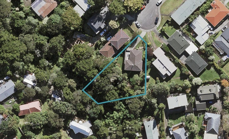 8 Nea Place, Hillcrest, Auckland - Carousel 1