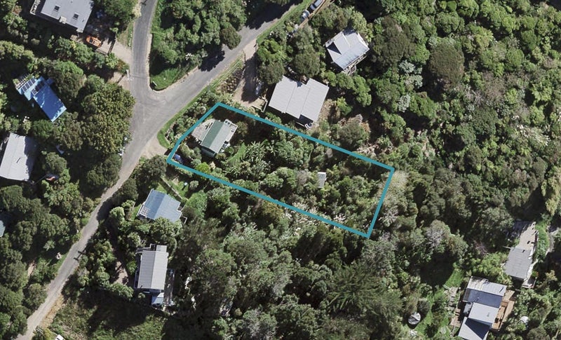 1 Burrell Road, Oneroa, Waiheke Island - Carousel 1