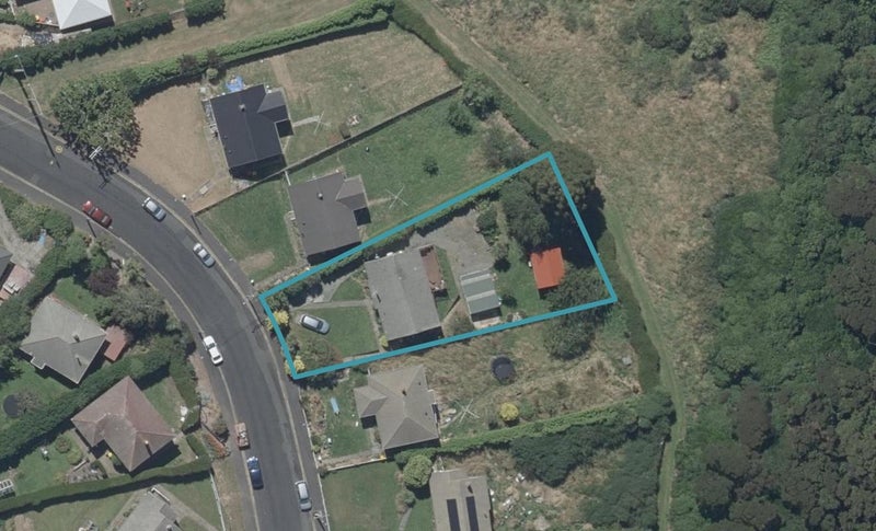 21 Mooltan Street, Halfway Bush, Dunedin - Carousel 1