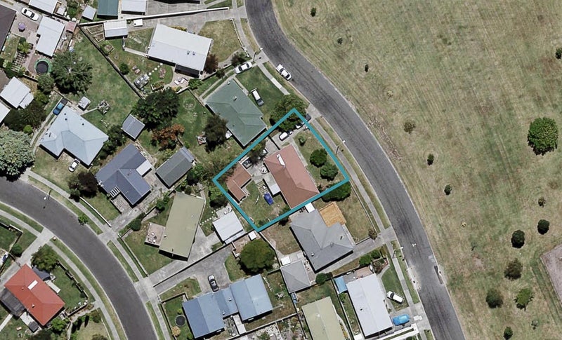 29 Lichfield Crescent, Tamatea, Napier - Carousel 1