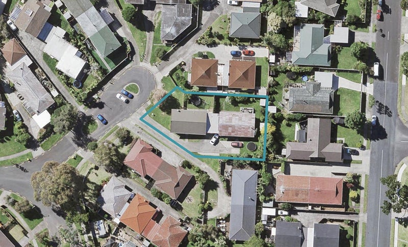 1/32 Ballater Place, Highland Park, Auckland - Carousel 1