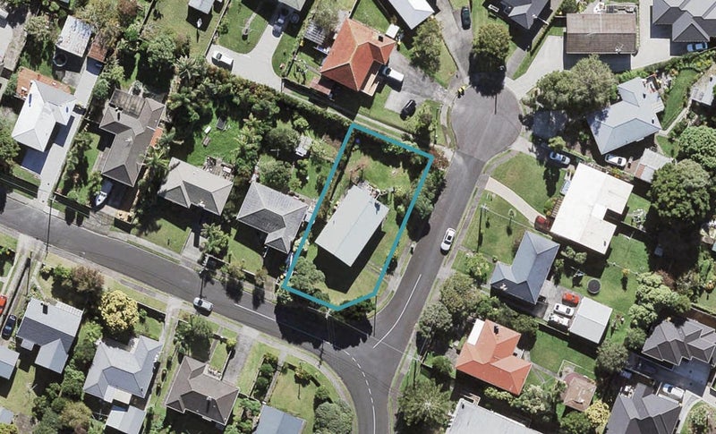 24 Kohekohe Street, New Lynn, Auckland - Carousel 1