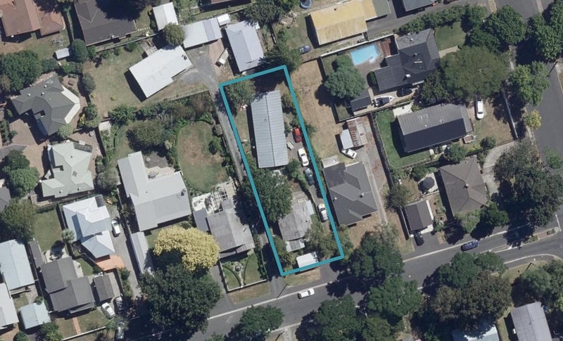 45 Brookfield Street, Hamilton East, Hamilton - Carousel 1