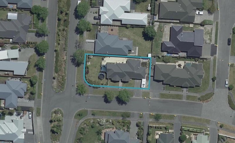 1 Harrys Way, Redwood, Christchurch - Carousel 1