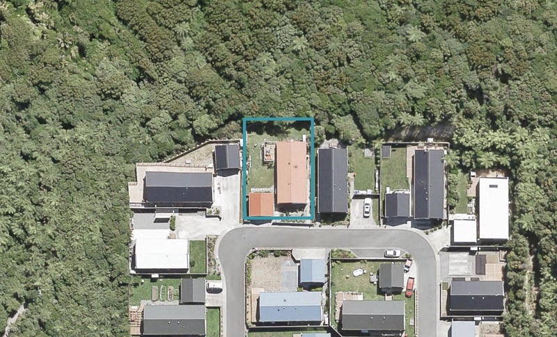 16 Otonga Heights, Maungaraki, Lower Hutt - Carousel 1