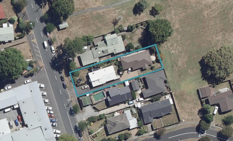 16B Herbert Road, Queenwood, Hamilton - Carousel 1