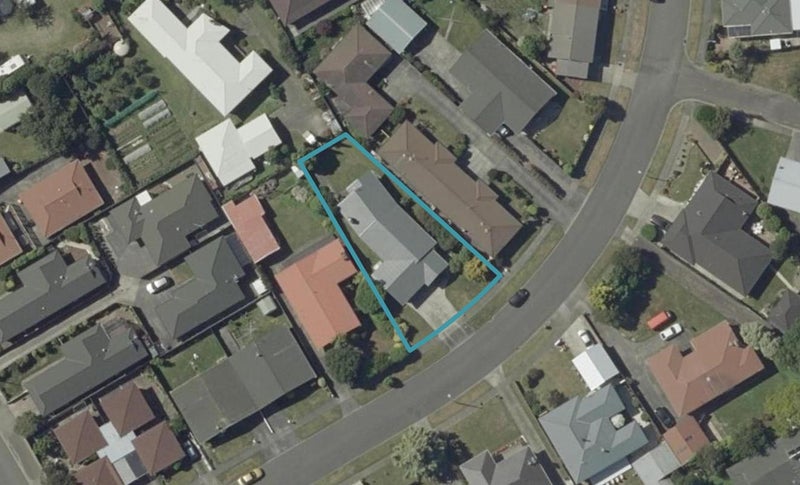 5 Edwards Place, Terrace End, Palmerston North - Carousel 1
