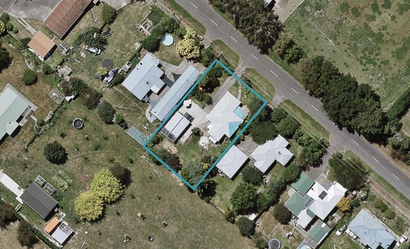 118 Tollemache Road East, Longlands, Hastings - Carousel 1