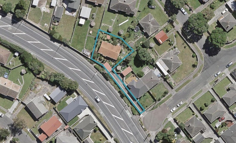 2/27 Athlone Crescent, Avalon, Lower Hutt - Carousel 1