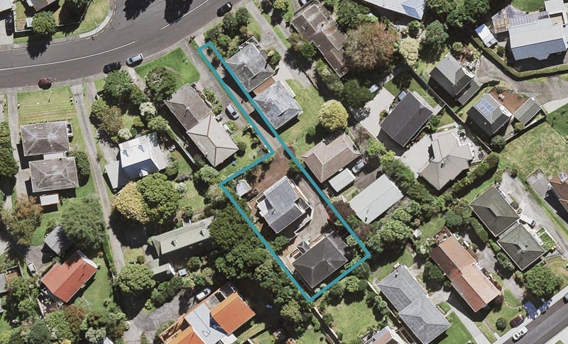 1/95 Moore Street, Hillcrest, Auckland - Carousel 1