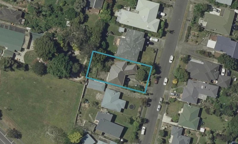 9 Swansea Street, Hokowhitu, Palmerston North - Carousel 1
